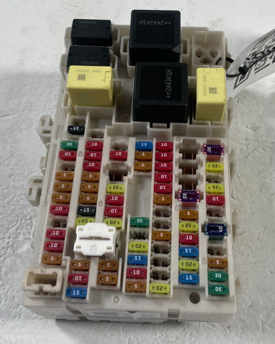 2024-2025 NISSAN ROGUE ENGINE DASH CABIN FUSE RELAY JUNCTION BLOCK BOX