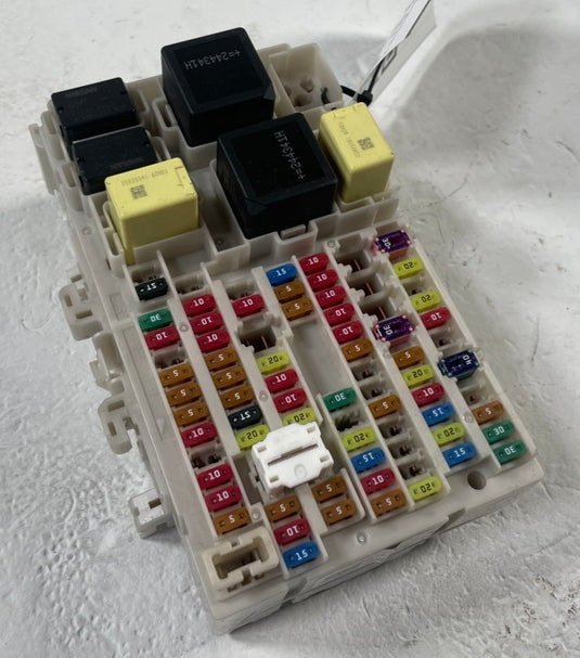2024-2025 NISSAN ROGUE ENGINE DASH CABIN FUSE RELAY JUNCTION BLOCK BOX