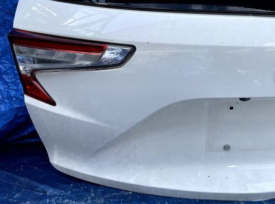 ACURA RDX REAR TRUNK TAILGATE DECKLID HATCH ASSEMBLY WHITE 2020-2025
