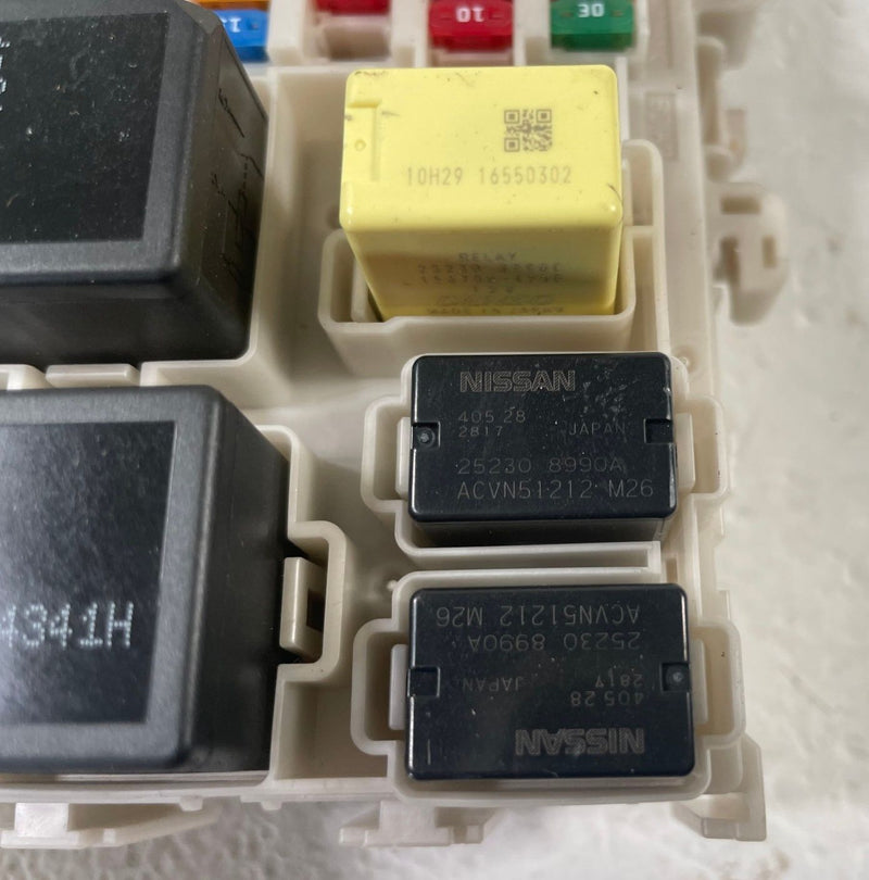 Load image into Gallery viewer, 2024-2025 NISSAN ROGUE ENGINE DASH CABIN FUSE RELAY JUNCTION BLOCK BOX # 111665
