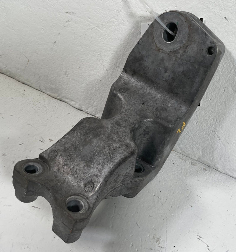 Load image into Gallery viewer, 2015 - 2023 FORD MUSTANG FRONT LEFT SIDE ENGINE MOUNT SUPPORT BRACKET # 112942
