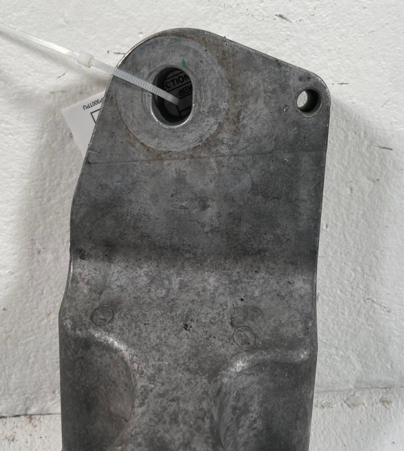 Load image into Gallery viewer, 2015 - 2023 FORD MUSTANG FRONT LEFT SIDE ENGINE MOUNT SUPPORT BRACKET # 112942
