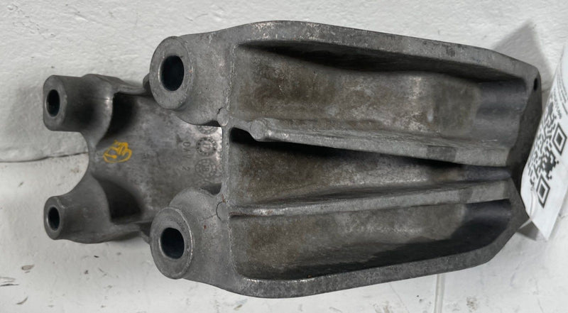 Load image into Gallery viewer, 2015 - 2023 FORD MUSTANG FRONT LEFT SIDE ENGINE MOUNT SUPPORT BRACKET # 112942
