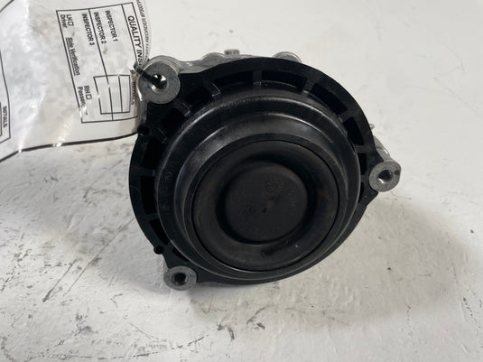2019-2025 BMW G20 330i XDRIVE FRONT RIGHT SIDE ENGINE MOUNT BRACKET