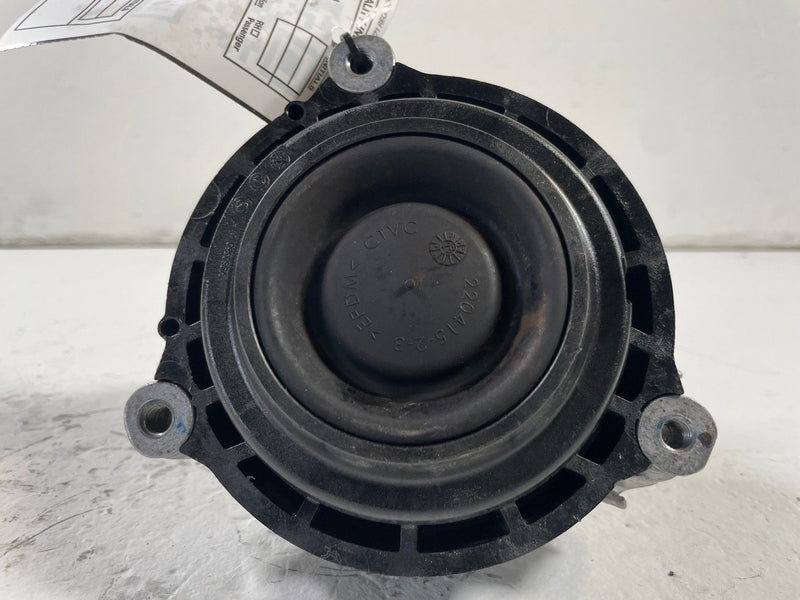 Load image into Gallery viewer, 2019-2025 BMW G20 330i XDRIVE FRONT RIGHT SIDE ENGINE MOUNT BRACKET # 110249
