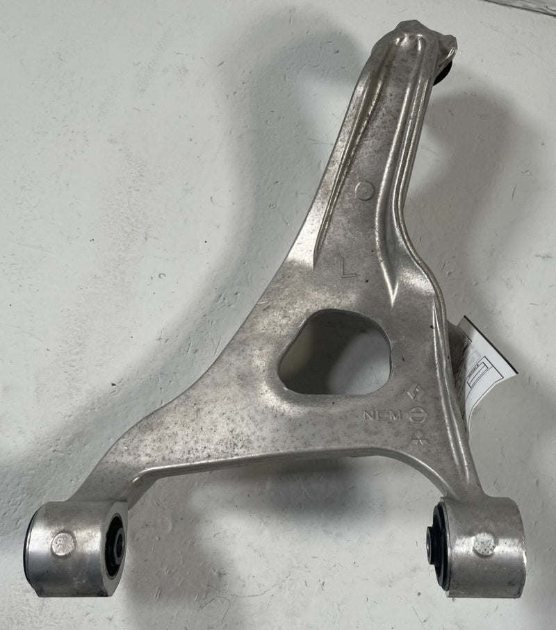 Load image into Gallery viewer, 2021 - 2025 NISSAN ROGUE REAR LEFT SIDE SUSPENSION UPPER CONTROL ARM # 111676
