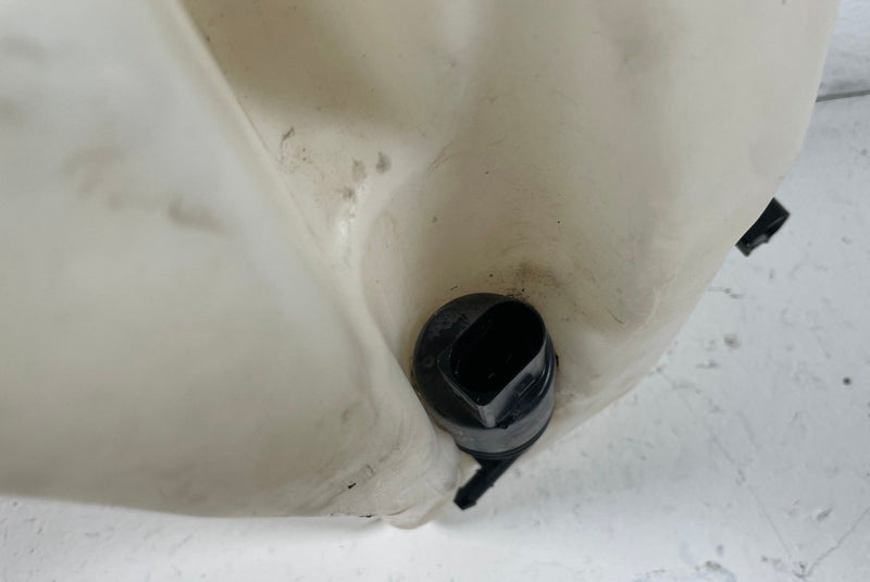 Load image into Gallery viewer, 2018 - 2023 FORD MUSTANG WINDSHIELD WASHER FLUID RESERVOIR TANK 2.3L # 112962
