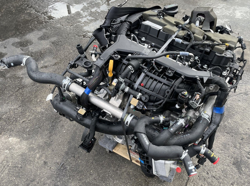 Load image into Gallery viewer, GENESIS GV70 AWD ENGINE MOTOR WITH TURBO ASSEMBLY 2.5L 29K 2022-2024 # 107619
