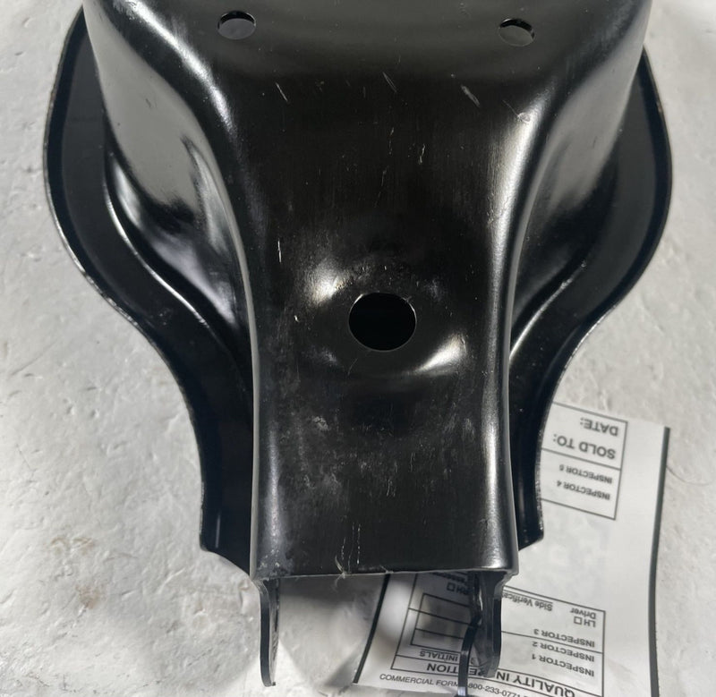 Load image into Gallery viewer, 2021 - 2025 NISSAN ROGUE REAR RIGHT SIDE LOWER CONTROL ARM SPRING PERCH # 111682

