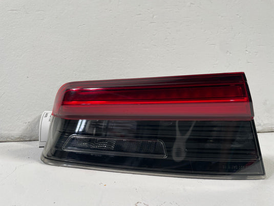 2019-2021 BMW G20 330i 330i XDRIVE REAR LEFT SIDE INNER TAIL LAMP LIGHT