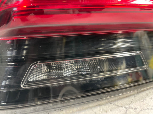 2019-2021 BMW G20 330i 330i XDRIVE REAR LEFT SIDE INNER TAIL LAMP LIGHT