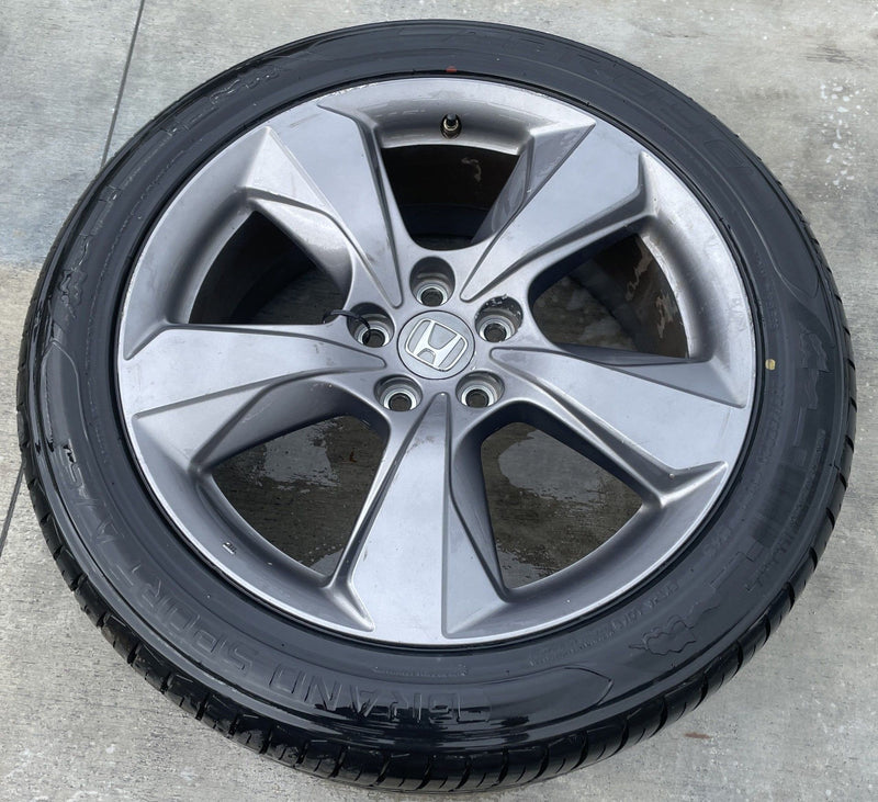 Load image into Gallery viewer, HONDA PASSPORT 20X8.5J ET55 5 SPOKE WHEEL RIM W/TIRE (ONLY#1) 3.5L 19-21 #107500
