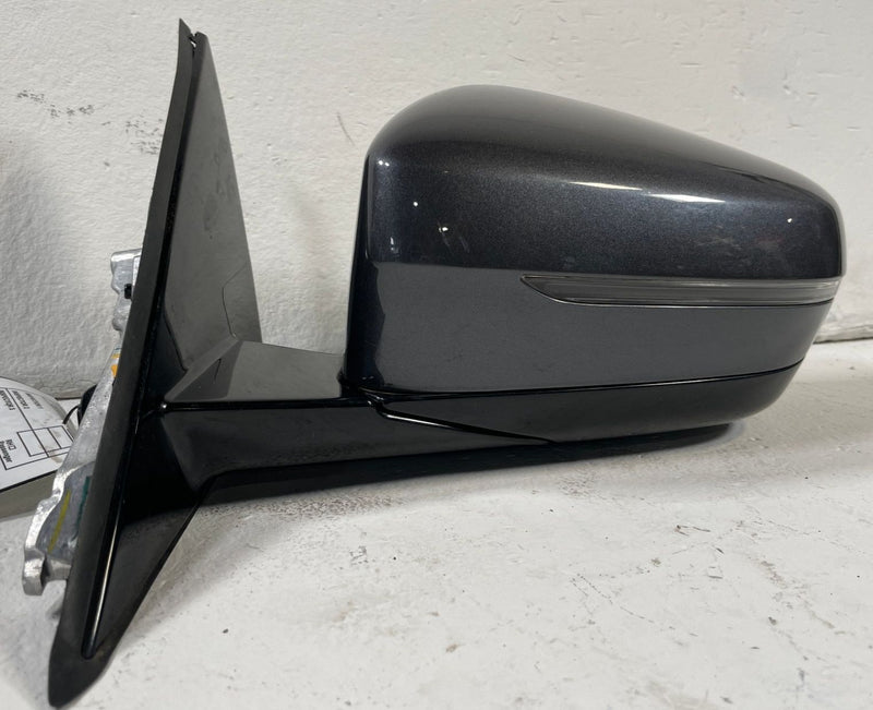 Load image into Gallery viewer, 2019-25 BMW 330i xDRIVE G20 FRONT LEFT SIDE VIEW DOOR MIRROR GRAY (B39) # 110299
