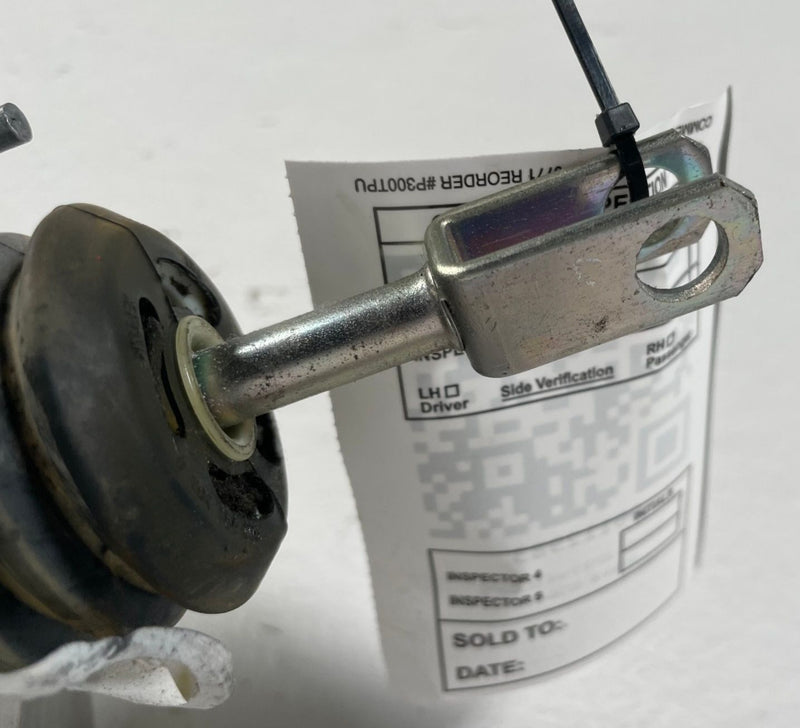 Load image into Gallery viewer, 18-23 FORD MUSTANG ECOBOOST POWER BRAKE BOOSTER W/ MASTER CYLINDER 2.3L # 112983
