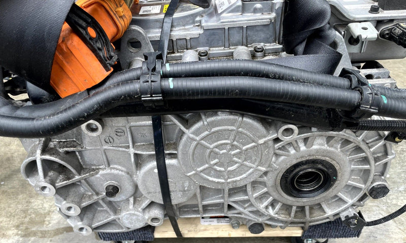 Load image into Gallery viewer, HYUNDAI IONIQ 6 AWD REAR ELECTRIC DRIVE ENGINE MOTOR ASSEMBLY 17K 23-25 # 109840
