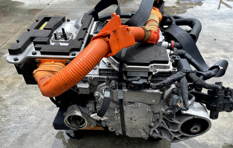 Load image into Gallery viewer, HYUNDAI IONIQ 6 AWD REAR ELECTRIC DRIVE ENGINE MOTOR ASSEMBLY 17K 23-25 # 109840
