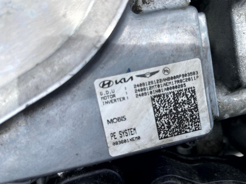 Load image into Gallery viewer, HYUNDAI IONIQ 6 AWD REAR ELECTRIC DRIVE ENGINE MOTOR ASSEMBLY 17K 23-25 # 109840
