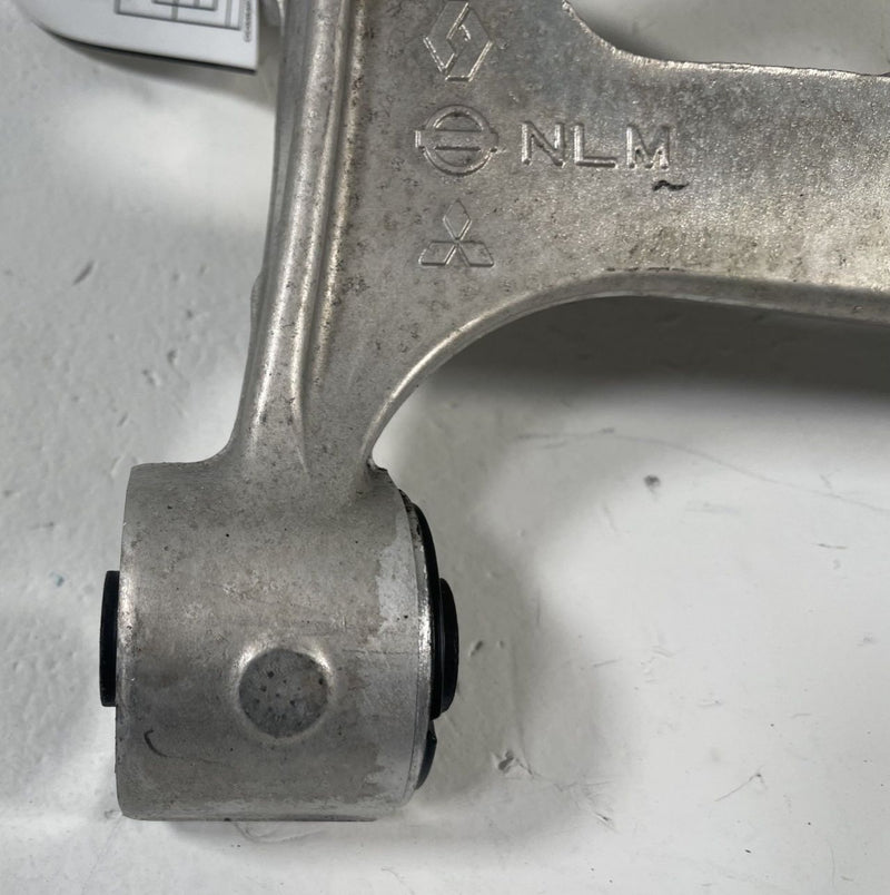 Load image into Gallery viewer, 2021 - 2025 NISSAN ROGUE REAR RIGHT SIDE SUSPENSION UPPER CONTROL ARM # 111679

