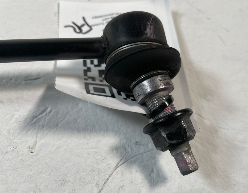 Load image into Gallery viewer, 22-25 HYUNDAI TUCSON FRONT LEFT OR RIGHT STABILIZER SWAY BAR END LINK # 107646

