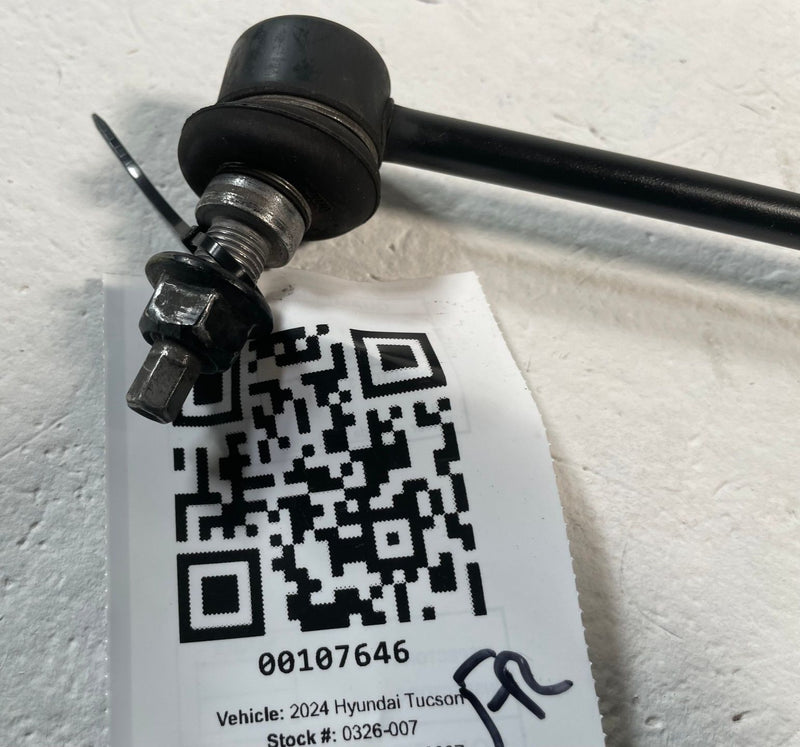 Load image into Gallery viewer, 22-25 HYUNDAI TUCSON FRONT LEFT OR RIGHT STABILIZER SWAY BAR END LINK # 107646
