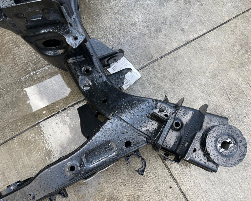 Load image into Gallery viewer, 2023-2025 HYUNDAI IONIQ 6 REAR SUBFRAME CROSSMEMBER CRADLE 55405-KL000 #112309
