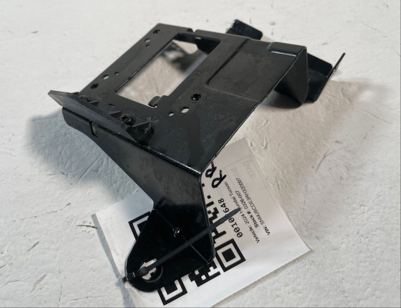 Load image into Gallery viewer, 2022-2025 HYUNDAI TUCSON REAR RIGHT SIDE BLIND SPOT RADAR SENSOR BRACKET #107648
