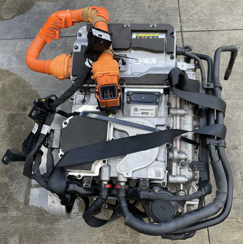 Load image into Gallery viewer, HYUNDAI IONIQ 6 RWD REAR ELECTRIC DRIVE ENGINE MOTOR ASSEMBLY 31K 23-25 # 112320
