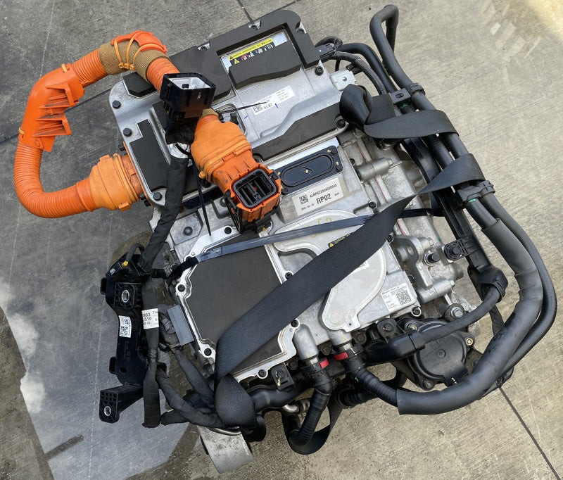 Load image into Gallery viewer, HYUNDAI IONIQ 6 RWD REAR ELECTRIC DRIVE ENGINE MOTOR ASSEMBLY 31K 23-25 # 112320
