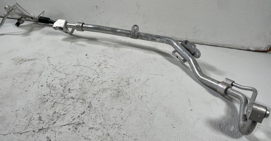 19-25 BMW G20 330i xDrive AC AIR CONDITIONING REFRIGERANT SUCTION HOSE