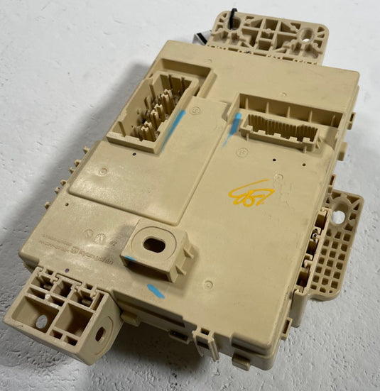 2025-2026 HYUNDAI TUCSON CABIN FUSE RELAY JUNCION BLOCK BOX 91960CW010
