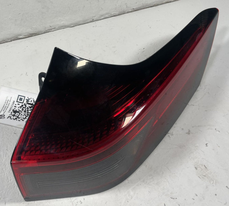 Load image into Gallery viewer, 2021-2025 NISSAN ROGUE REAR RIGHT PASSENGER SIDE OUTER TAIL LIGHT LAMP # 111681
