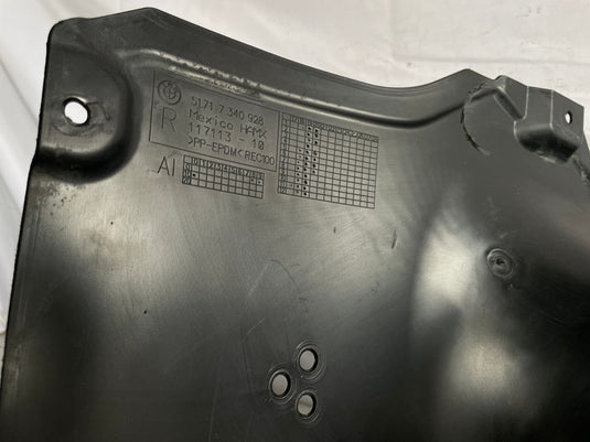 2019-2025 BMW 330i xDrive G20 FRONT RIGHT FENDER REARWARD SPLASH GUARD