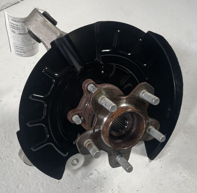 Load image into Gallery viewer, 2021 - 2025 NISSAN ROGUE REAR LEFT DRIVER SIDE SPINDLE KNUCKLE HUB # 111674
