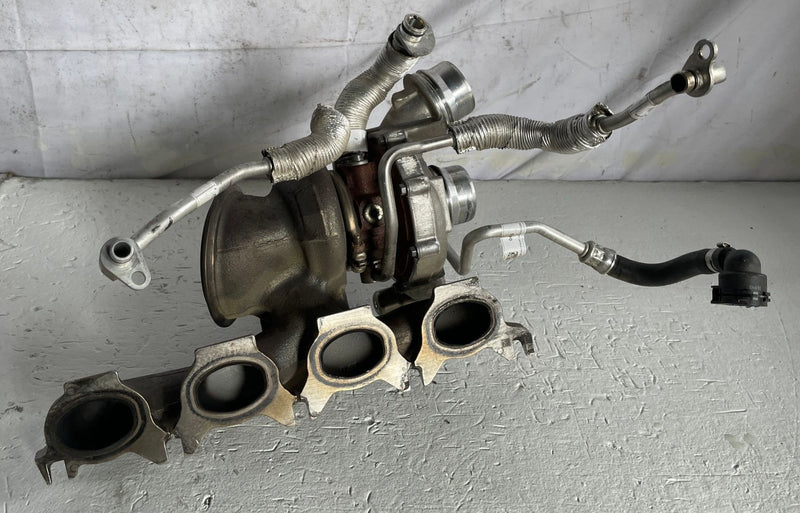 Load image into Gallery viewer, 2019-2025 BMW 330I xDRIVE G20 ENGINE TURBOCHARGER EXHAUST MANIFOLD 2.0L # 110308
