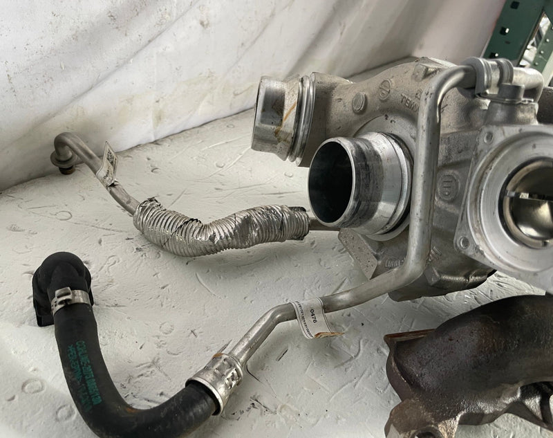 Load image into Gallery viewer, 2019-2025 BMW 330I xDRIVE G20 ENGINE TURBOCHARGER EXHAUST MANIFOLD 2.0L # 110308
