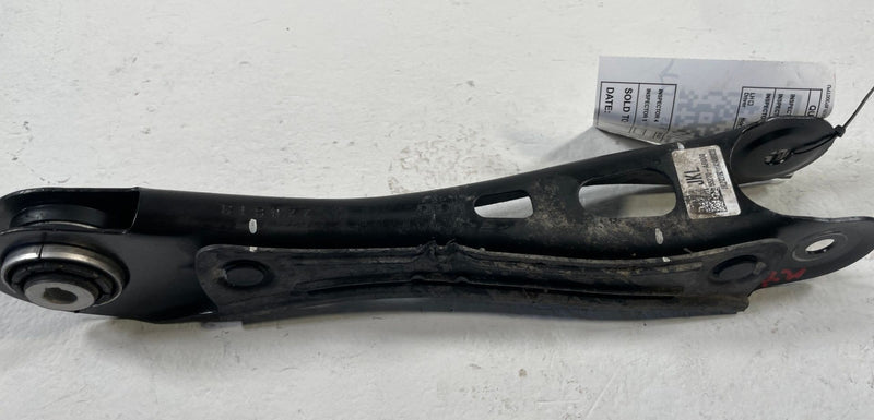 Load image into Gallery viewer, 2022-2025 GENESIS GV70 REAR LEFT PASSENGER LOWER TRAILING CONTROL ARM # 107515
