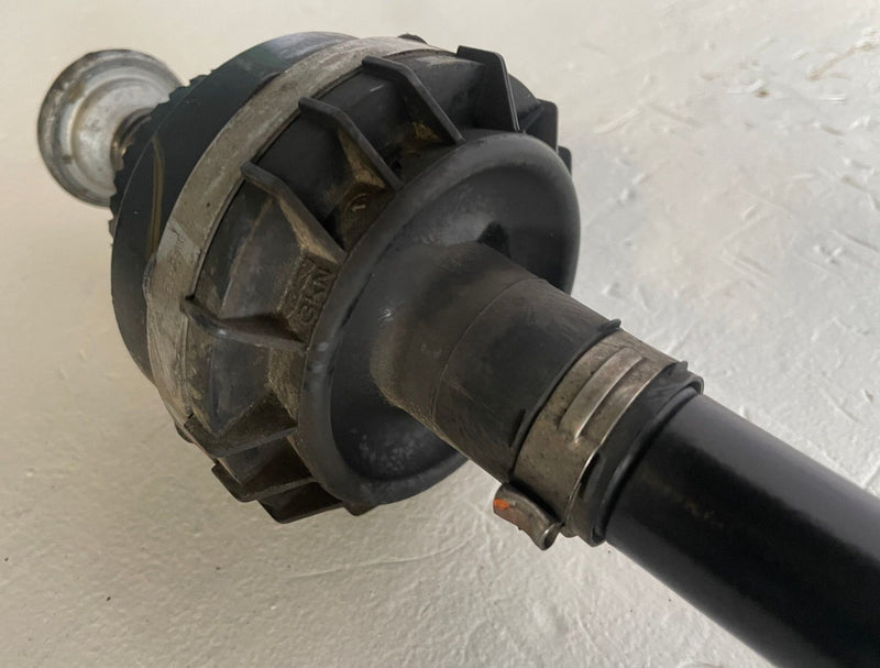 Load image into Gallery viewer, 2019-2023 BMW 330i xDrive G20 SEDAN REAR LEFT DRIVER AXLE SHAFT HALFSHAFT 110275
