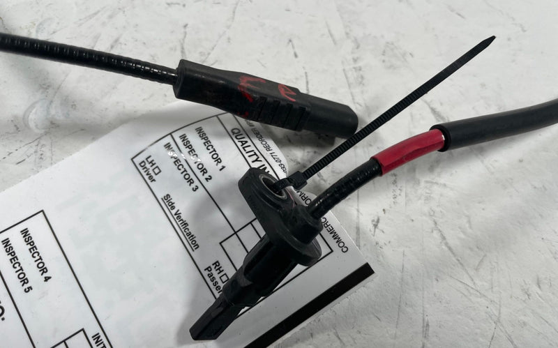 Load image into Gallery viewer, 2022-2026 HYUNDAI TUCSON FRONT RIGHT PASSENGER ABS WHEEL SPEED SENSOR # 113004
