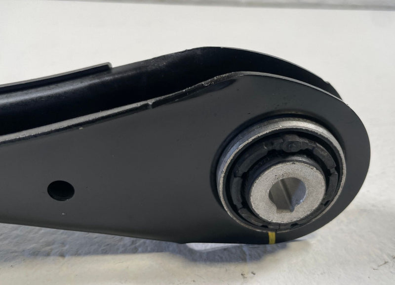 Load image into Gallery viewer, 2022-2025 GENESIS GV70 REAR RIGHT PASSENGER LOWER TRAILING CONTROL ARM # 107513
