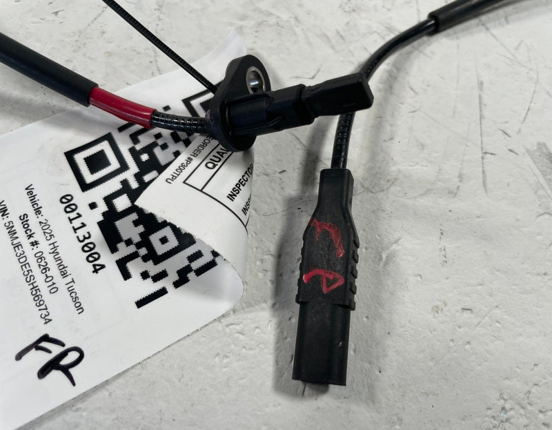 Load image into Gallery viewer, 2022-2026 HYUNDAI TUCSON FRONT RIGHT PASSENGER ABS WHEEL SPEED SENSOR # 113004
