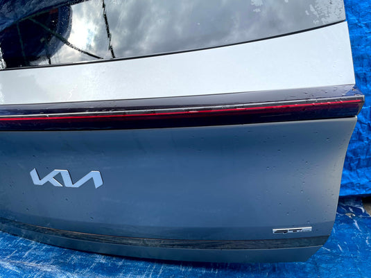 KIA EV6 REAR TRUNK LID DECK TAIL GATE TAILGATE GRAY (KLM) 2022-2024