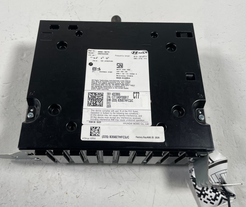 Load image into Gallery viewer, 25-26 HYUNDAI TUCSON AUDIO RADIO RECEIVER HEAD MODULE UNIT 96560-N9770 # 113017
