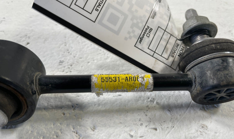 Load image into Gallery viewer, 2022 - 2025 GENESIS GV70 REAR RIGHT STABILIZER SWAY ANTI ROLL BAR LINK # 107510
