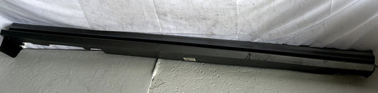 2022 - 2024 KIA EV6 GT LINE RIGHT PASSENGER SKIRT ROCKER MOLDING PANEL