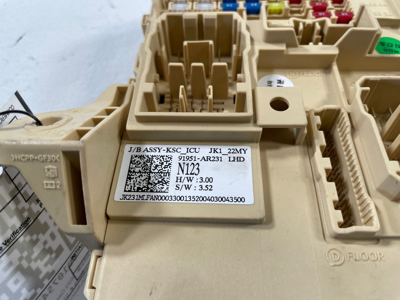 Load image into Gallery viewer, 2022-23 GENESIS GV70 UNDER DASHBOARD FUSE RELAY CABIN JUNCTION BOX 2.5L #107543
