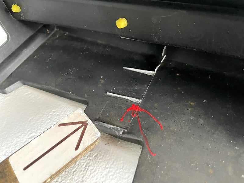 Load image into Gallery viewer, 2022 - 2024 KIA EV6 GT LINE RIGHT PASSENGER SKIRT ROCKER MOLDING PANEL # 109954

