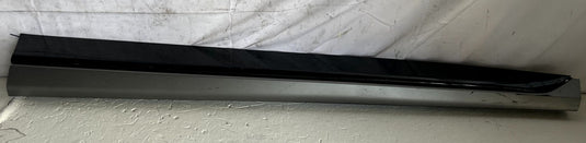 2022 - 2024 KIA EV6 FRONT RIGHT PASSENGER SIDE LOWER DOOR MOLDING PANEL