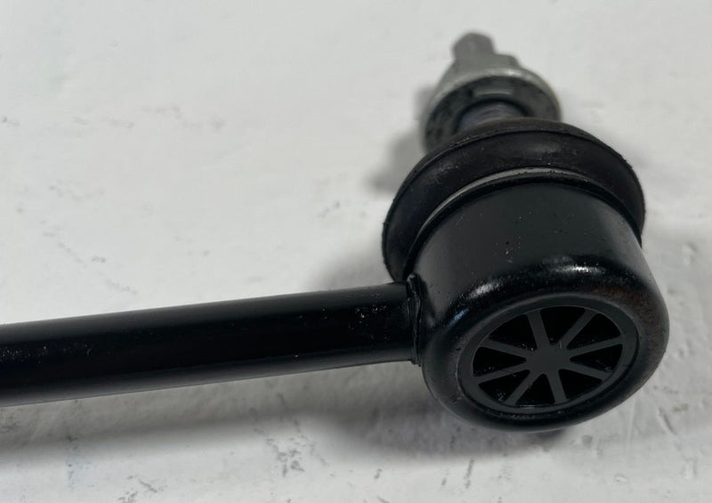 Load image into Gallery viewer, 22-26 HYUNDAI TUCSON FRONT LEFT OR RIGHT STABILIZER SWAY BAR END LINK # 113005
