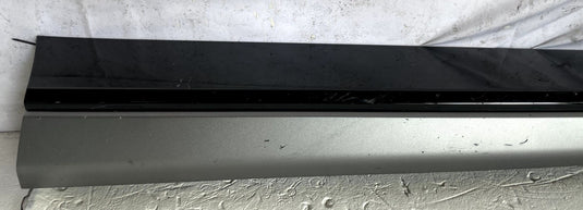 2022 - 2024 KIA EV6 FRONT RIGHT PASSENGER SIDE LOWER DOOR MOLDING PANEL