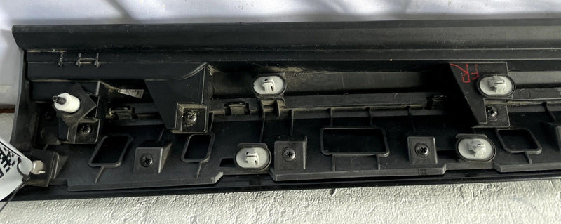 Load image into Gallery viewer, 2022 - 2024 KIA EV6 FRONT RIGHT PASSENGER SIDE LOWER DOOR MOLDING PANEL # 109914
